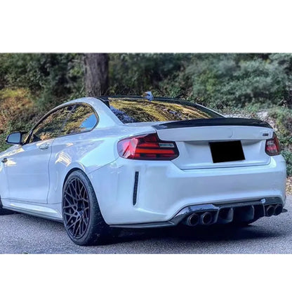 For BMW M2 F87 M2C Carbon Fiber Back lip Car Rear Bumper Diffuser Rear Splitters Spoiler V Style Car Accessories Body Kits