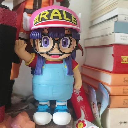 20cm Arale Dr Slump Special Edition Cartoon Stupid Superman Little Child Kawaii Statue Anime Figure Doll Decoration Kid Toy Gift