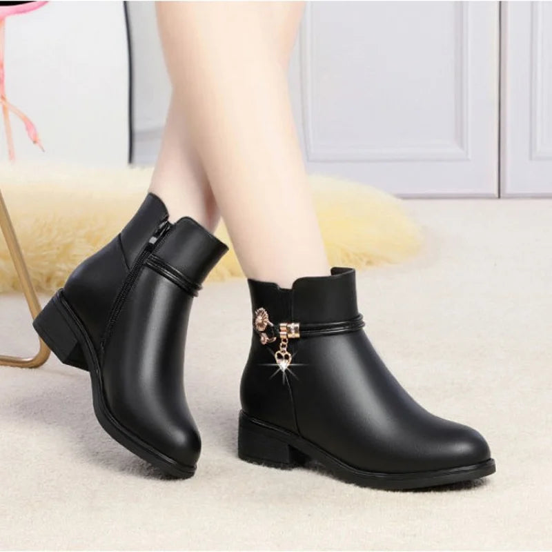 2025 Winter Soft Leather Furry Short Boots for Women - Chunky Heel Warm Cotton Shoes, Flat Black Leather Mom Shoes