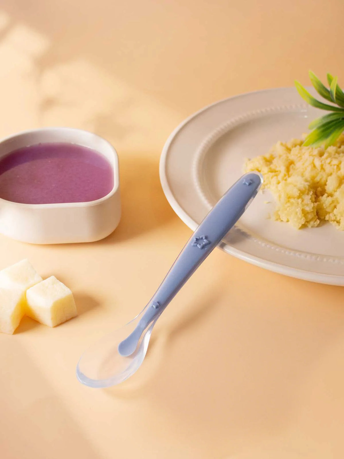 9 Colors Baby Silicone Spoon Learning Spoon Star Pattern Large Small Spoon Set Soft Silicone Feeding Spoon Training Baby Reborn