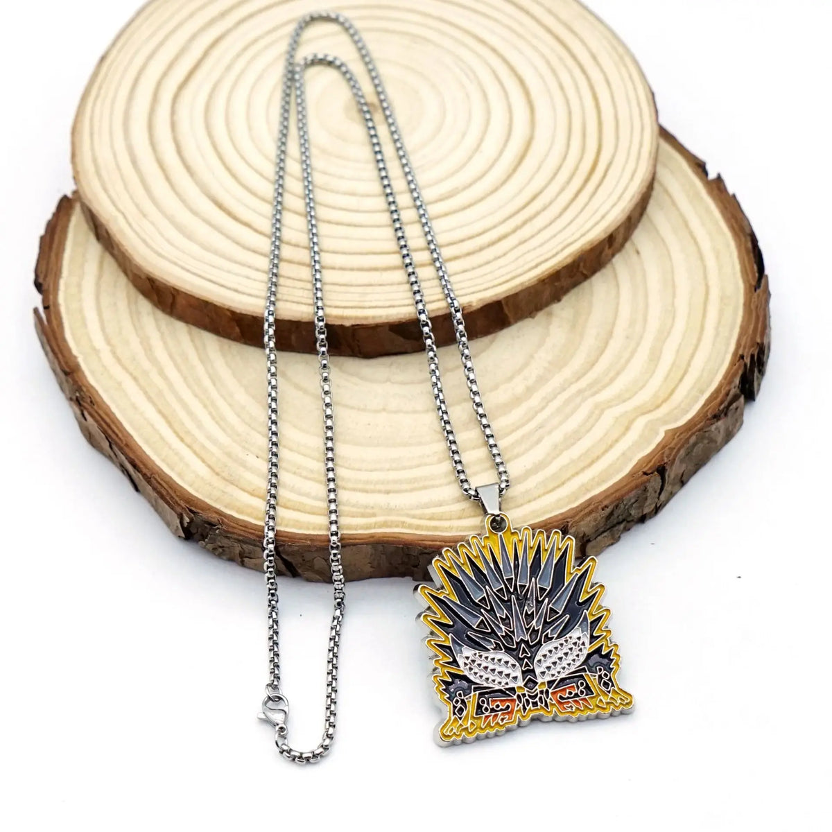 5cm/1.96in Monster Hunter Peripheral Keychain World Hunter Guild Logo Greatsword Bow Taijutsu Sword Exterminating Dragon Pendant