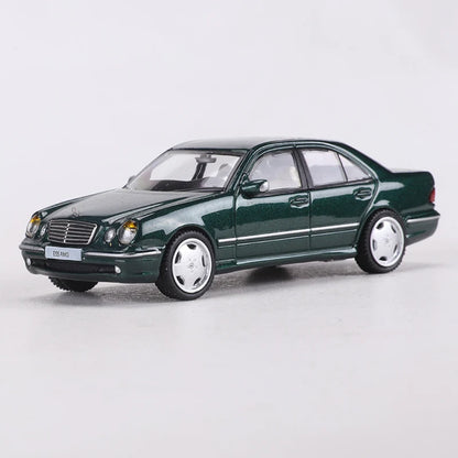 SHADOW 1:64 E55 W210 Alloy Model Car