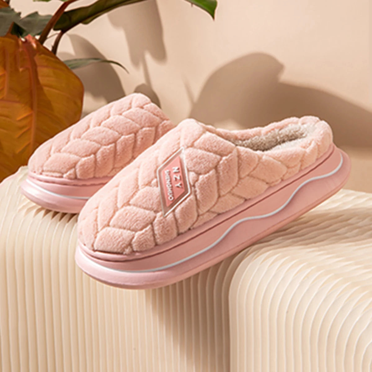 Winter Home Slippers for Women Warm Thick Sole Non Slip Indoor Slippers for Men Fluffy Bedroom Slippers for Unisex