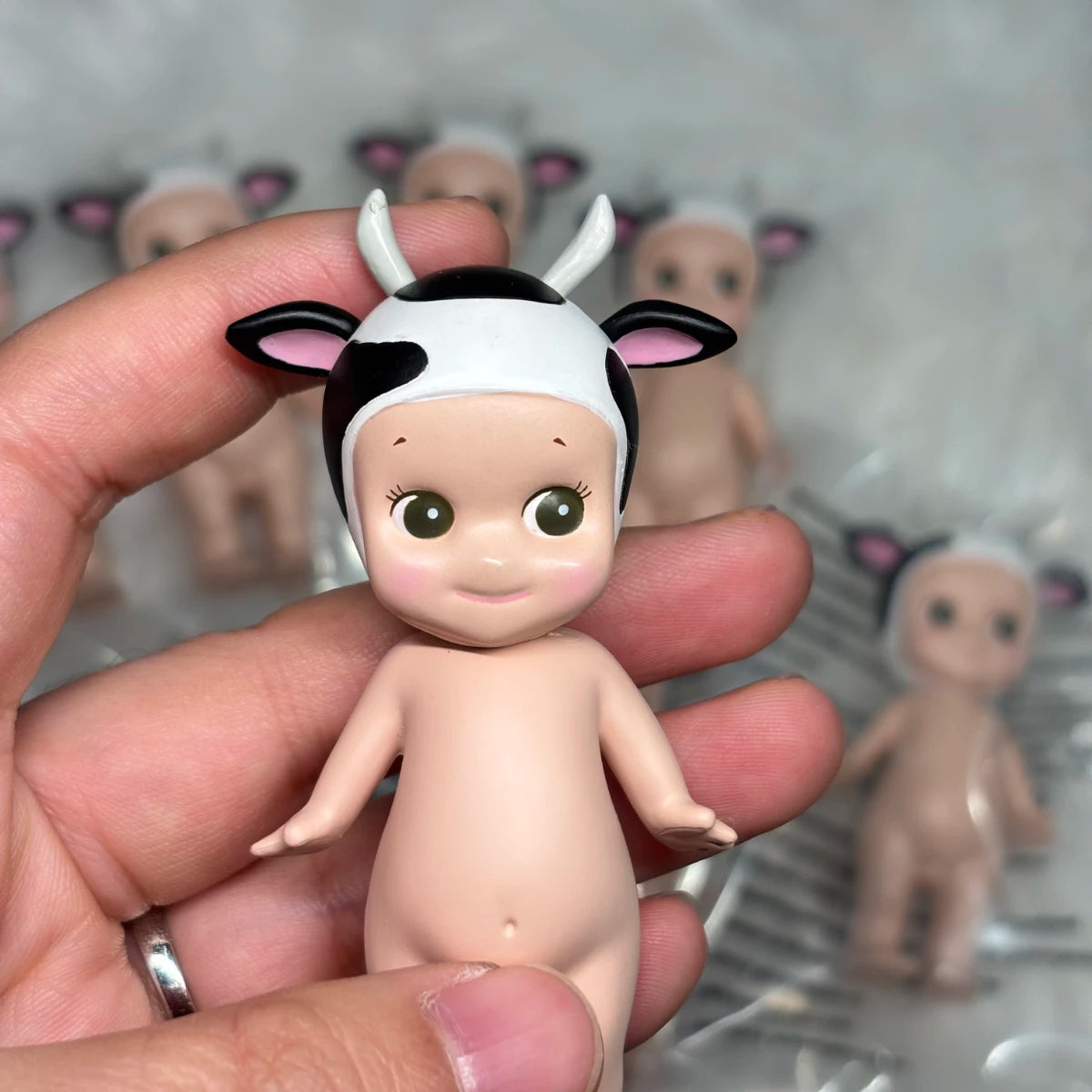 sonny angel Mini Figure Cows in the 2005 version of the animal series No box No bag