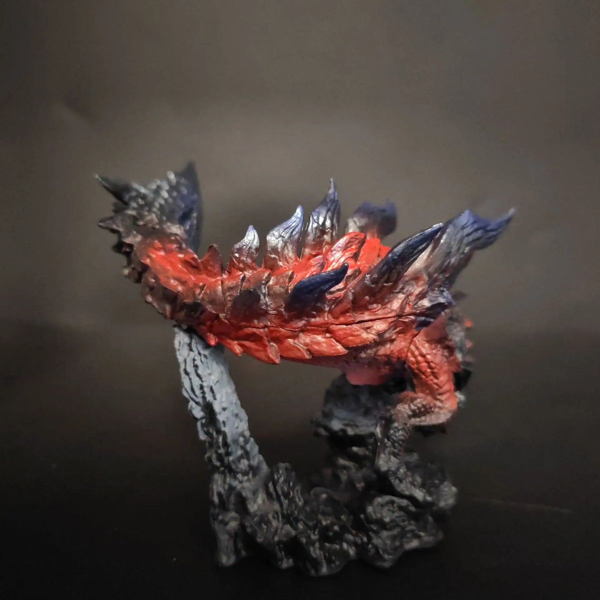 【In Stock】New Monster Hunter World Glavenus Rathalos Action Figure Game Model Collectible Toys Desktop Decoration Car Dashboard