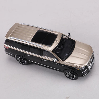 SHADOW PRO 1:64 Lincoln Navigator L Black/Silver Alloy Model Car