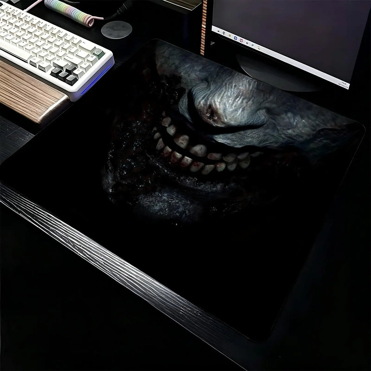 Resident Evil Mouse Pad Regular gaming mouse pad S/M/L size Office mouse pad Laptop desk mat Stitched edge mouse pad