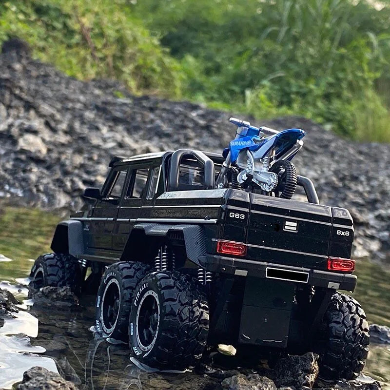 1:28 G63 G65 6*6 Big Tyre Alloy Pickup Car Model Diecast & Toy Metal Off-Road Vehicles Car Model High Simulation Childrens Gift