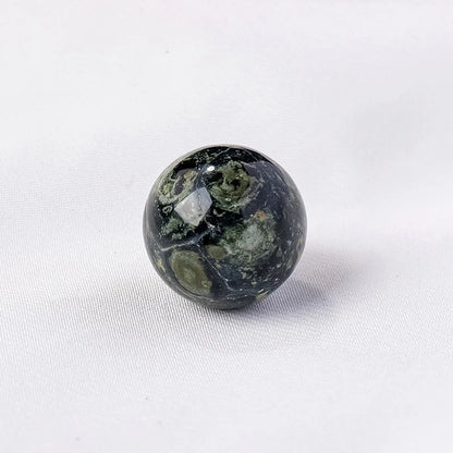 16mm Natural Crystal Ball No Hole Beads, Polished Agate Gemstone Sphere Bulk for DIY Jewelry Crafts Home Decor Gifts