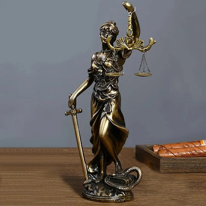 European style creative retro home imitation copper goddess of justice ornament decoration living room office desk ornament 1PCS
