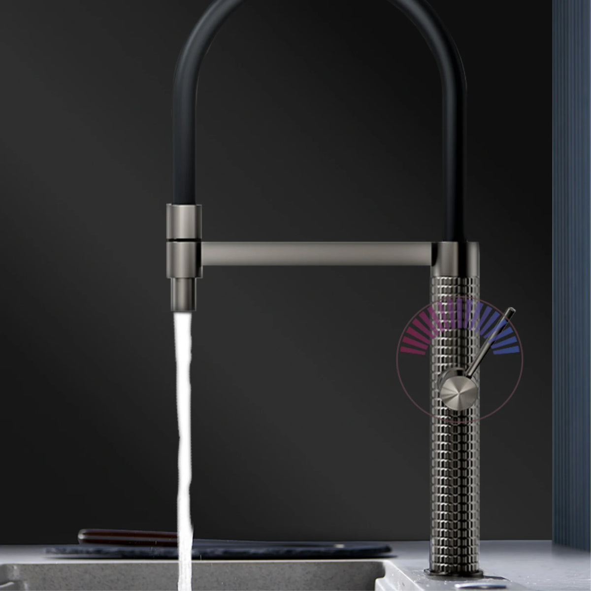 AITANA Gun Gray Luxury Brass Kitchen Faucet Single Handle Cold and Hot Dual Control Modern Design Simple Black Sink Faucet