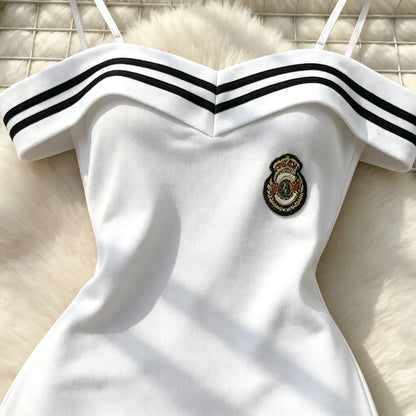 Sexy Mini Dresses Hotsweet Uniform Style Club Slimming Dress Retro Striped One-Shoulder Bodycon Short Skirt Sleeveless Fashion