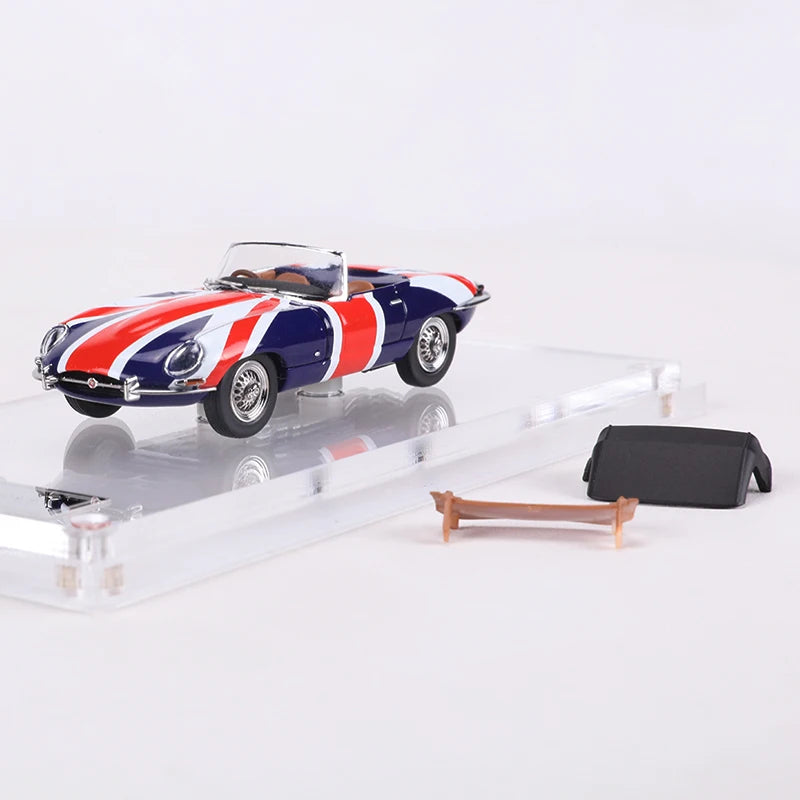 GFCC 1:64 1961 Jaguar E-Type Roadster/Coupe Alloy Model Car