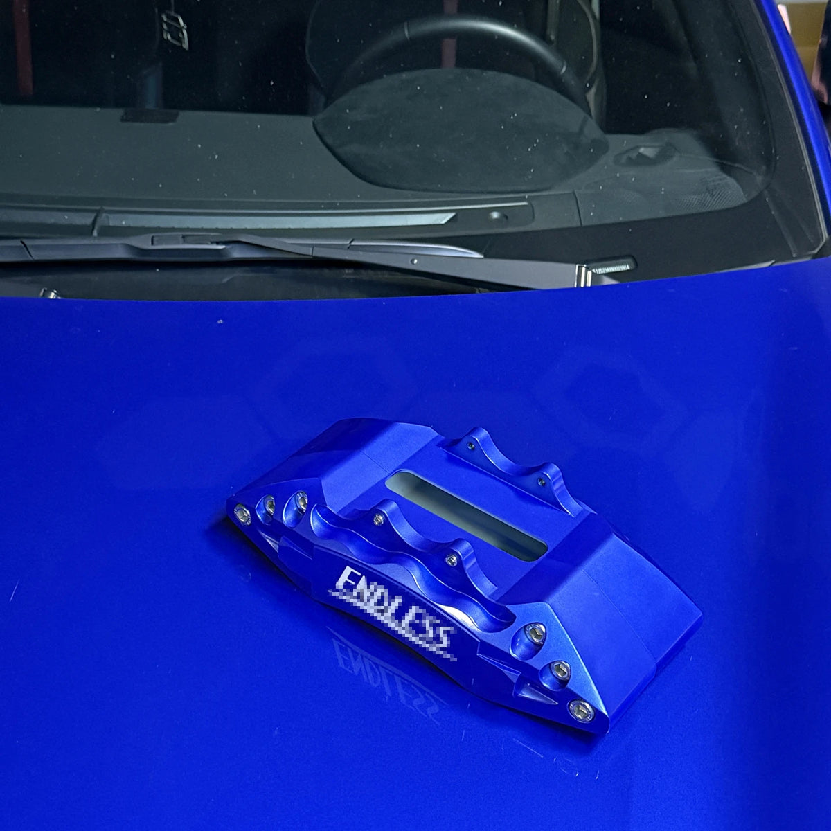 Night Kids Automotive Culture Merchandise - Brake Caliper Style Tissue Box, A Must-Have for Auto Enthusiasts