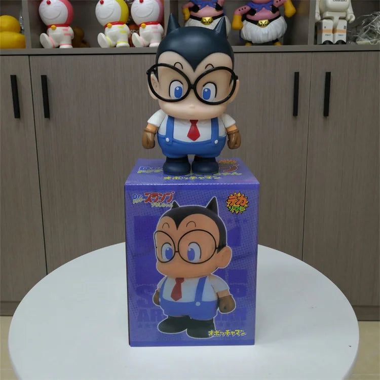 16cm Arale Anime Figure Special Edition Dr Slump Cartoon Stupid Superman Little Child Kawaii Statue Doll Decoration Toy Gift