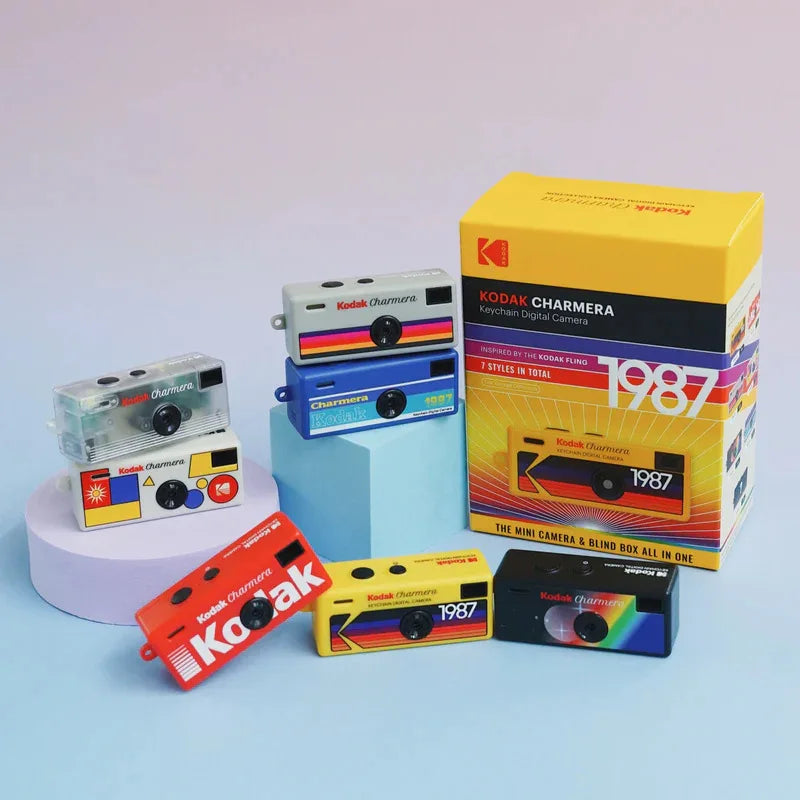 Kodak Charmera Keychain 35MM/F2.4 Digital Camera 1987 with Flash Mini Digital Camera 6 Colors Random Color Camera For Gift ﻿