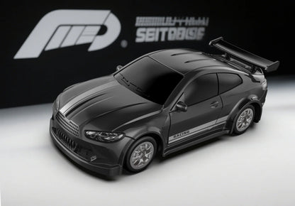 1/64 Mini RC Desktop RC Car Full Scale 4WD Drift Car Desktop Racing Model Ornament Boy RC Car