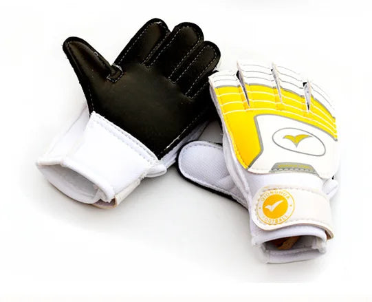 3 4 5 6 7 Kids Soccer goalkeeper gloves for kids Football latex goalie gloves Children Various Size professional sports gloves