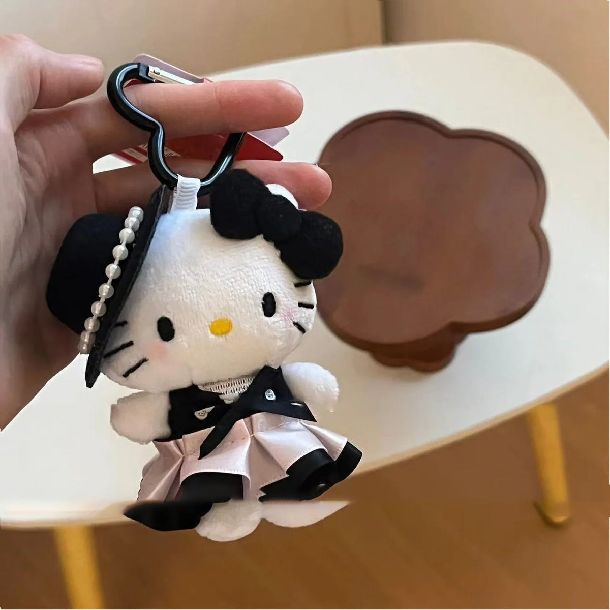 Hello Kitty Super Cute Glasses Junior Doll Bag Pendant Cartoon Cute Plush Doll Keychain