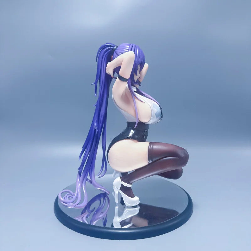 Yuna sauce beautiful girl squatting cute animation GK model statue tide play figure gift ornament in the spot office
