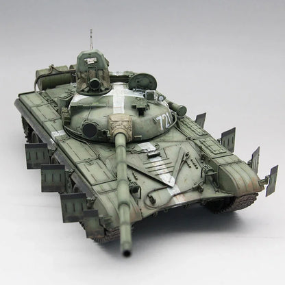 Amusing Hobby 35A052 1/35 Russian Main Battle Tank T-72 "Ural" Full Interior Kit Collection Military Assembled Tank Model Kit