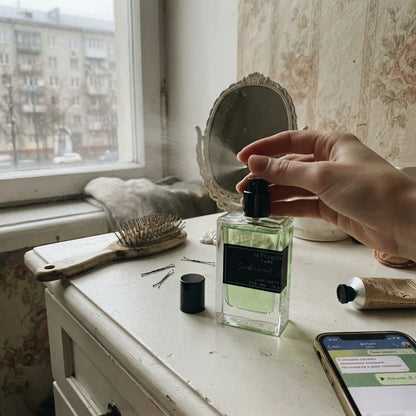50ML Gardenia and Green Tea Perfume Long-lasting Floral Fruity Fragrance Fresh Light Date Gift Unique Aromatic Scent for Women