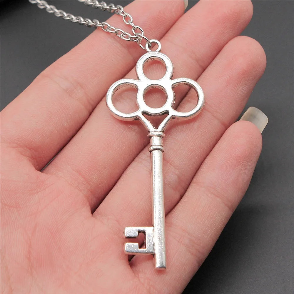 Vintage Big Key Pendant Long Chain Necklace For Women Girl Birthday Gift Enter University Gift Costume Jewellery Necklace
