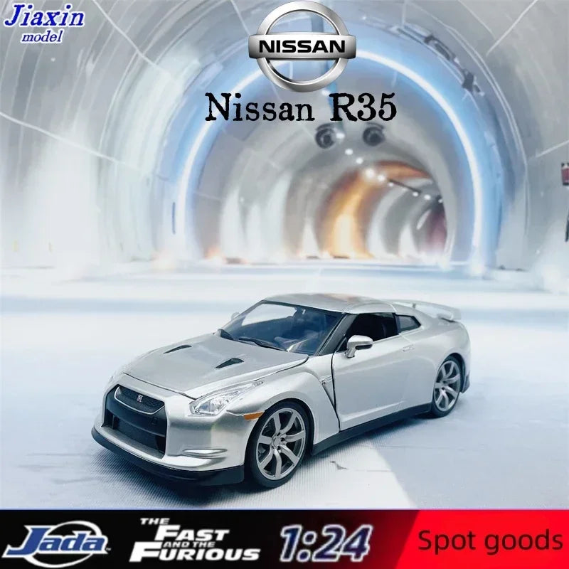 JADA 1:24 2009 NISSAN GT-R (R35) Alloy Car Model Boutique Children's Toys Hobby