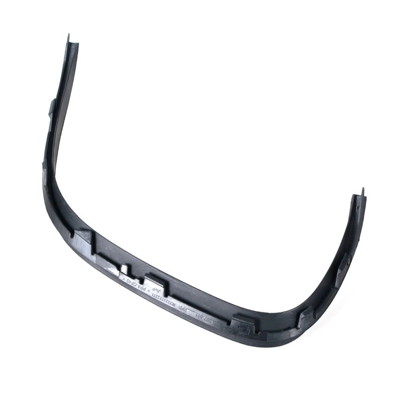 For Porsche Macan 95B 2022 2023 95B807811 Car Rear Lip Exhaust Frame Rear Bumper Tailpipe Frame Decoration Cover Accessories