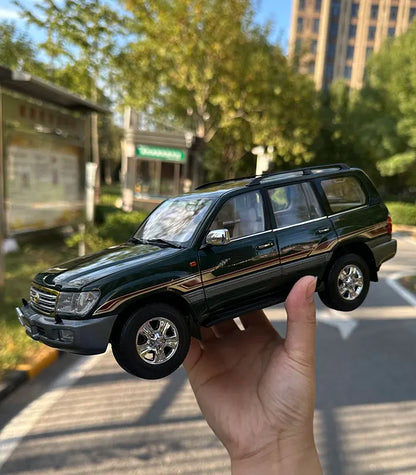 1:18 Land Cruiser 4700 Cruiser LC100 Alloy Simulation Car Model