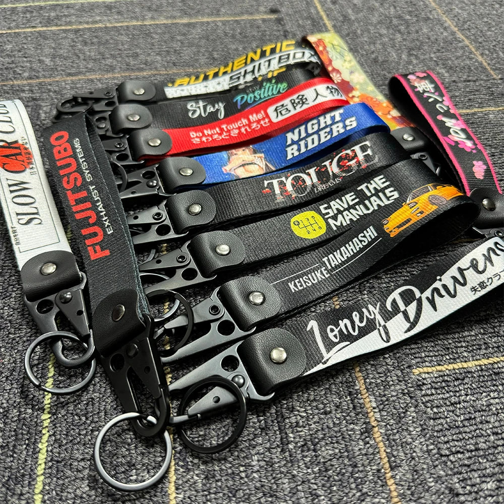 Newest Japanese JDM Modified Culture Seal Eagle Beak Clasp Wrist with Key Clasp Keychain Key Ring For Lonely Driver