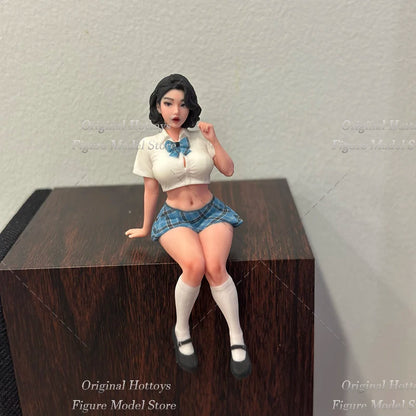 1/64-1/16 Scale Female Soldier Short Hair Uniform Girl Mini Realistic Sculpture Full Set About 2.3-9.1cm Action Figure Doll