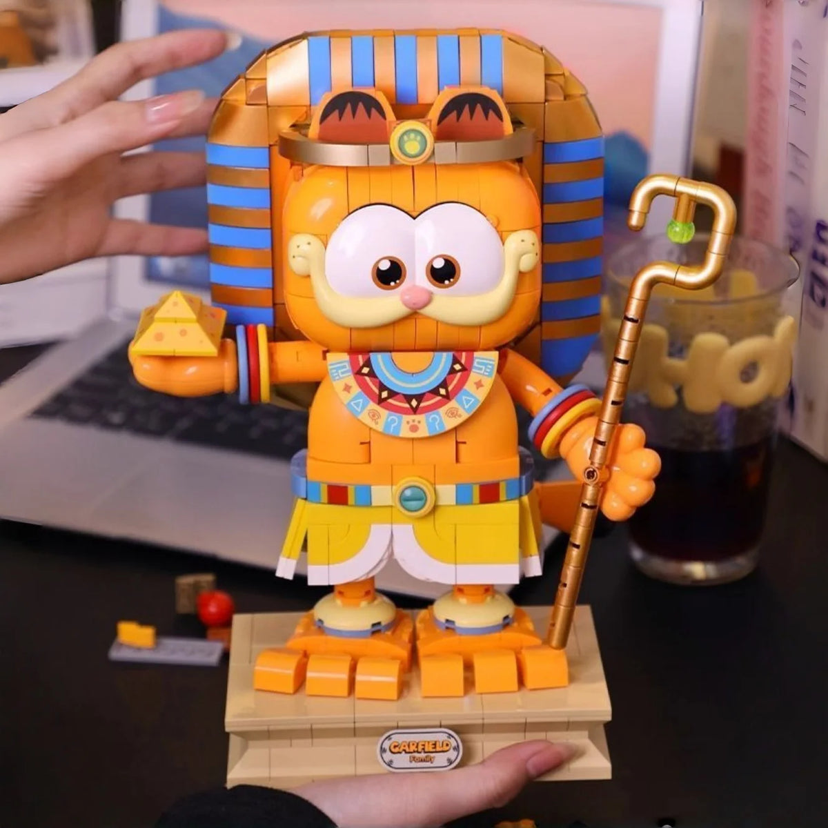 Garfield Building Block Statue of Liberty Children Cartoon Animation Assembly Toy Pharaoh Model Desktop Ornament Collection Gift