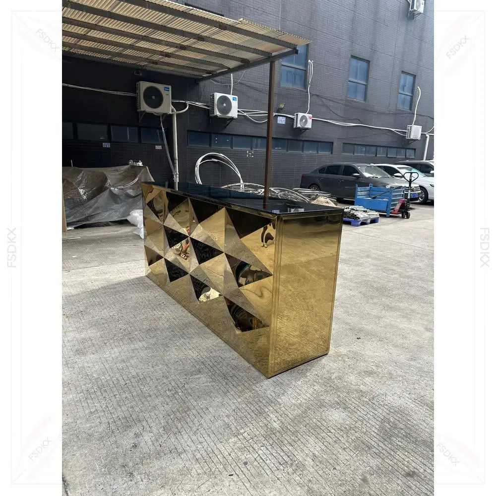 Modern Style High-quality Glass Topped Stainless Steel Wedding Counter Table for Events/decorations/weddings/parties