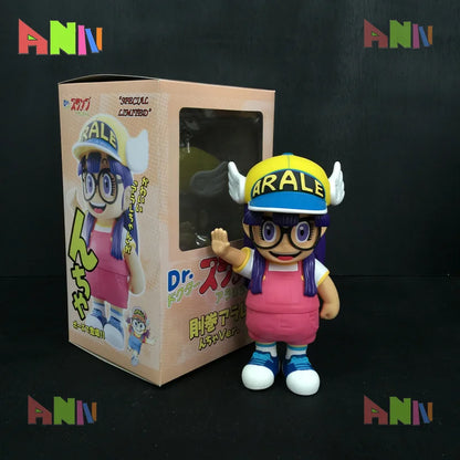 16cm Arale Anime Figure Special Edition Dr Slump Cartoon Stupid Superman Little Child Kawaii Statue Doll Decoration Toy Gift