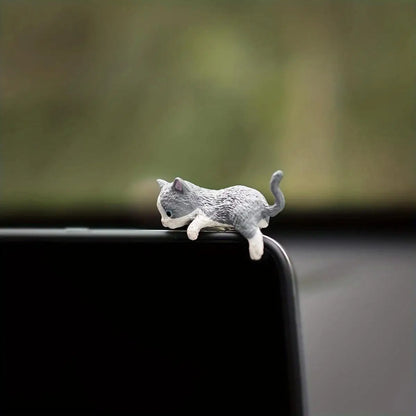 4 Cute Cat Car Dashboard Ornaments - Cartoon Mini Decorations, Suitable for Car Interior and Screen Display, Illuminates Every D