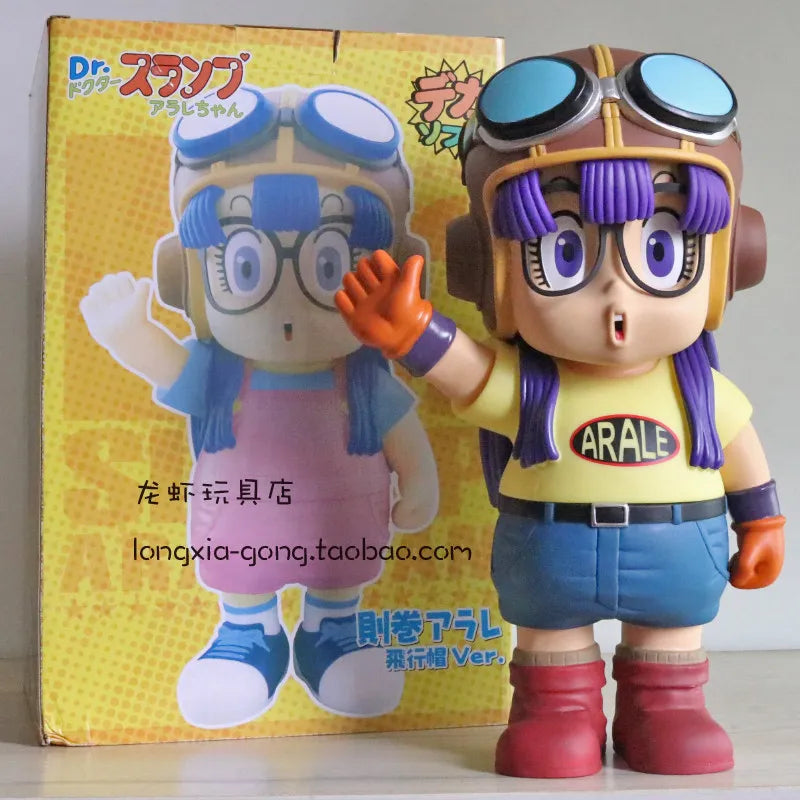 20cm Arale Dr Slump Special Edition Cartoon Stupid Superman Little Child Kawaii Statue Anime Figure Doll Decoration Kid Toy Gift