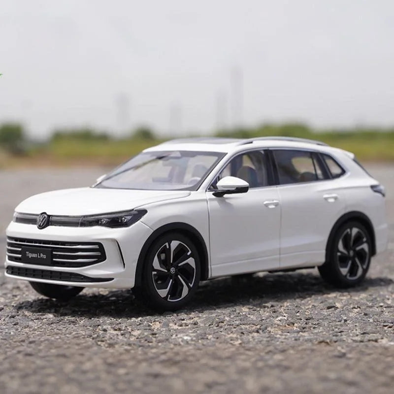 New 1:18 2025 VW Tiguan L PRO SUV Alloy Car Model Diecast Metal Vehicles Car Model High Simulation Childrens Toy Gift Decoration
