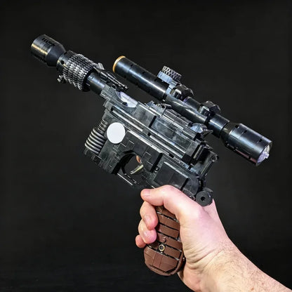 NEW 898PCS Star Battle Movie MOC Hang Solo DL 44 Blaster Model DIY Creative Ideas Display Assembly Building Blocks Birthday Gift