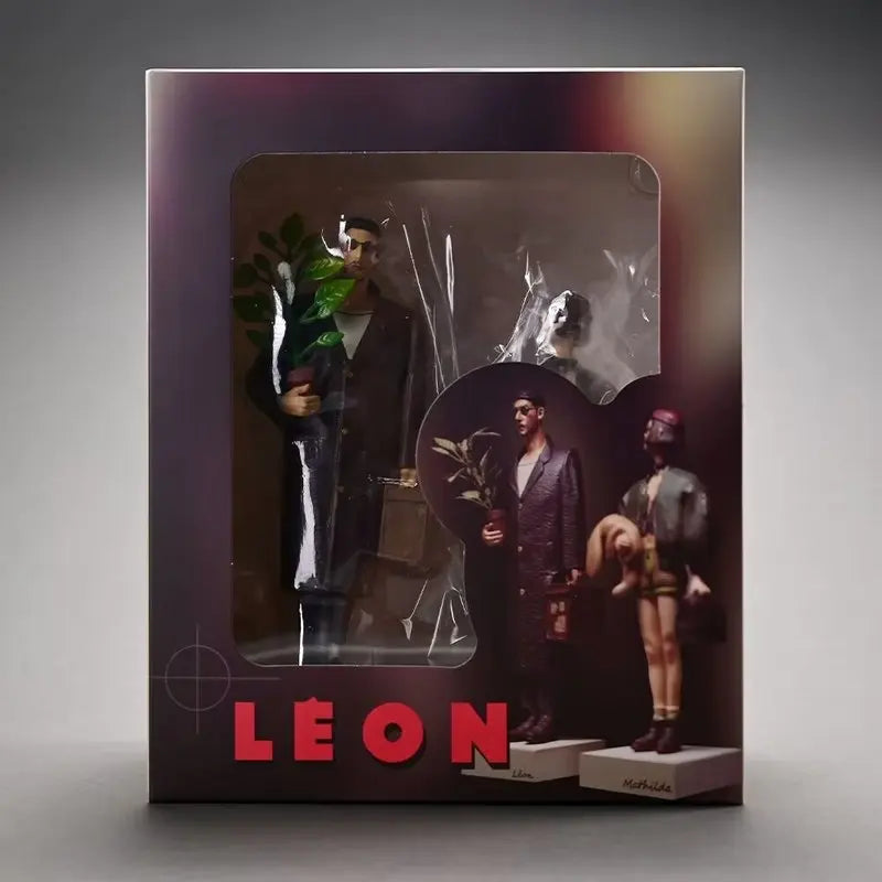New Leon And Mathilda 1 Set Statue Trendy Killer Doll Movie The Professional Action Figures Model Toys Scene Decoration Gifts