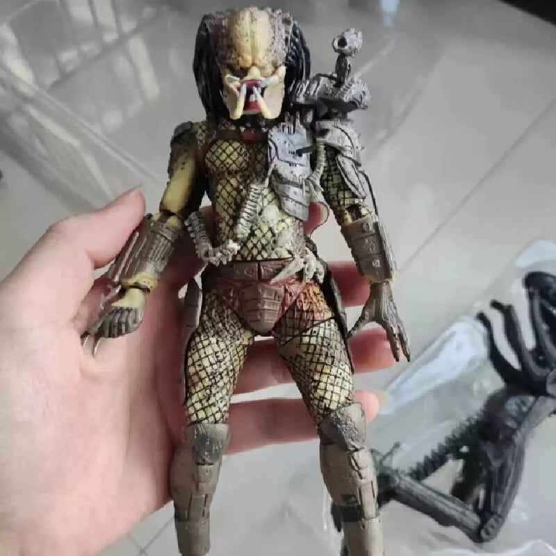 In Stock 21cm NECA 2pcs/set Alien Vs Predator PVC Collection Figure Toys Double Couple Set 1979 Movie Version Movable Model