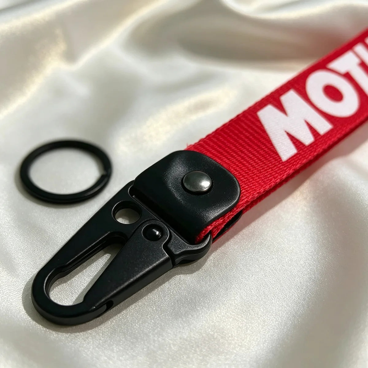 Motul Keychain Forged Metal on Leather Motorcycle Key Chain for Yamaha Suzuki Honda Kawasaki Ktm