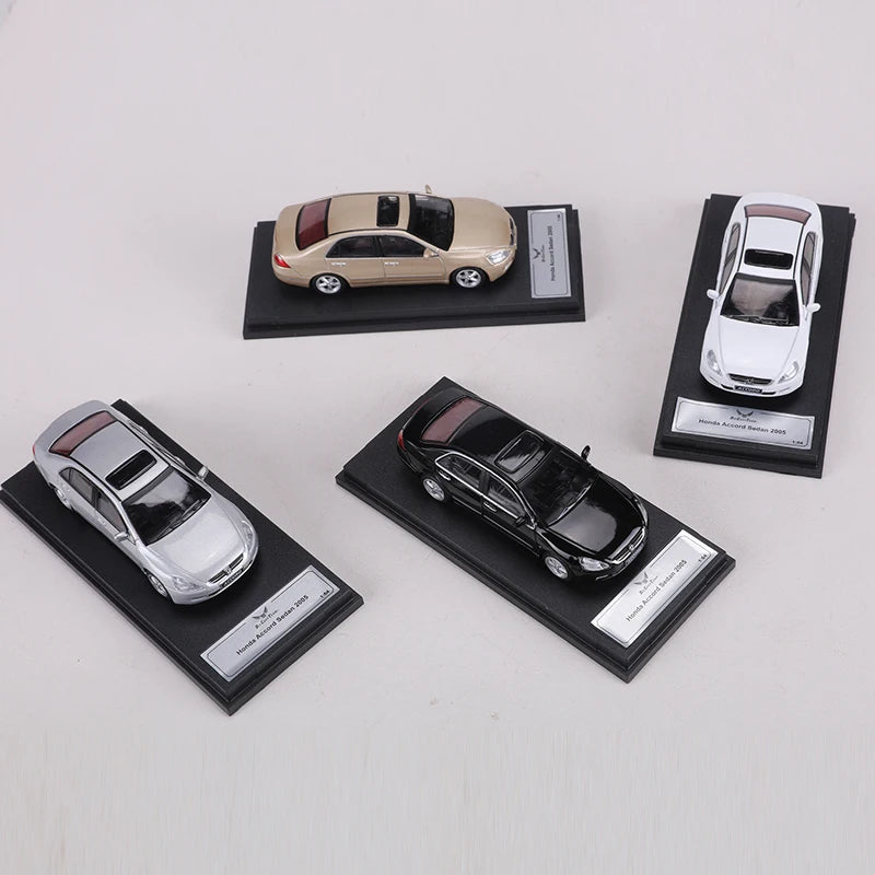 DCT 1:64 Accord 7.5 Generation Alloy Model Car