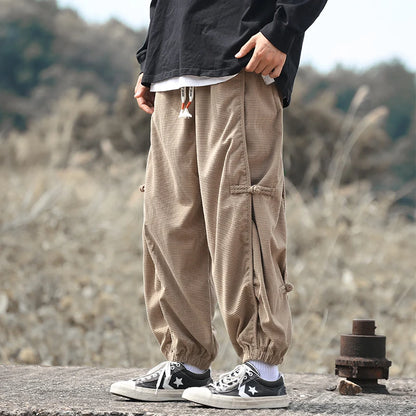 New Chinese Style Hanfu Cargo Pants Man Outdoor Buckle Design Stereo Clipping Japanese Casual Pants Elastic Waist Hallen Pants