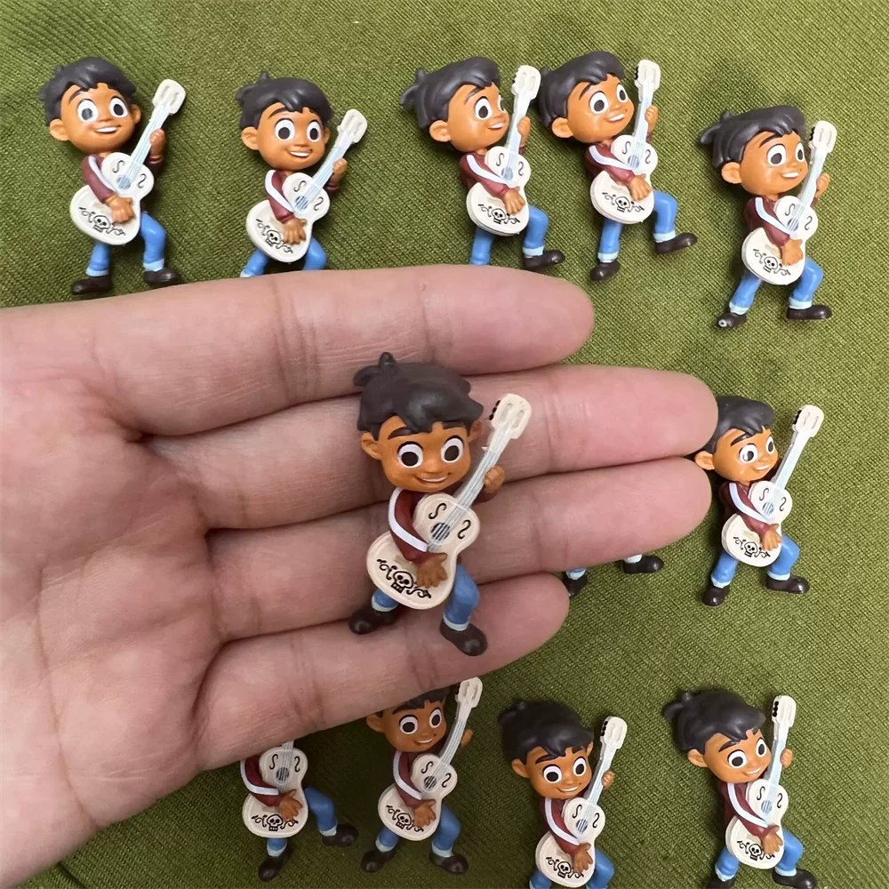 Disney original 100th Mini Figureines Bottle Toy  Princess Series Villain Series Figurine Toy Model For Kids Gifts