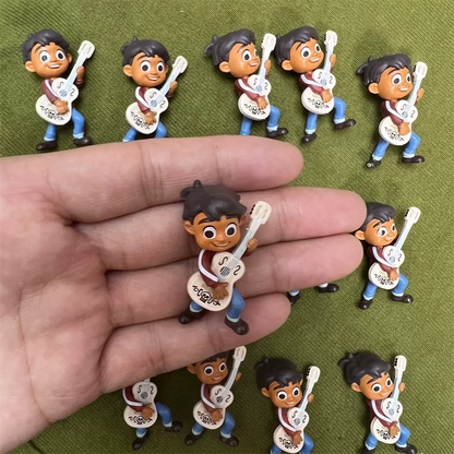 Disney original 100th Mini Figureines Bottle Toy  Princess Series Villain Series Figurine Toy Model For Kids Gifts