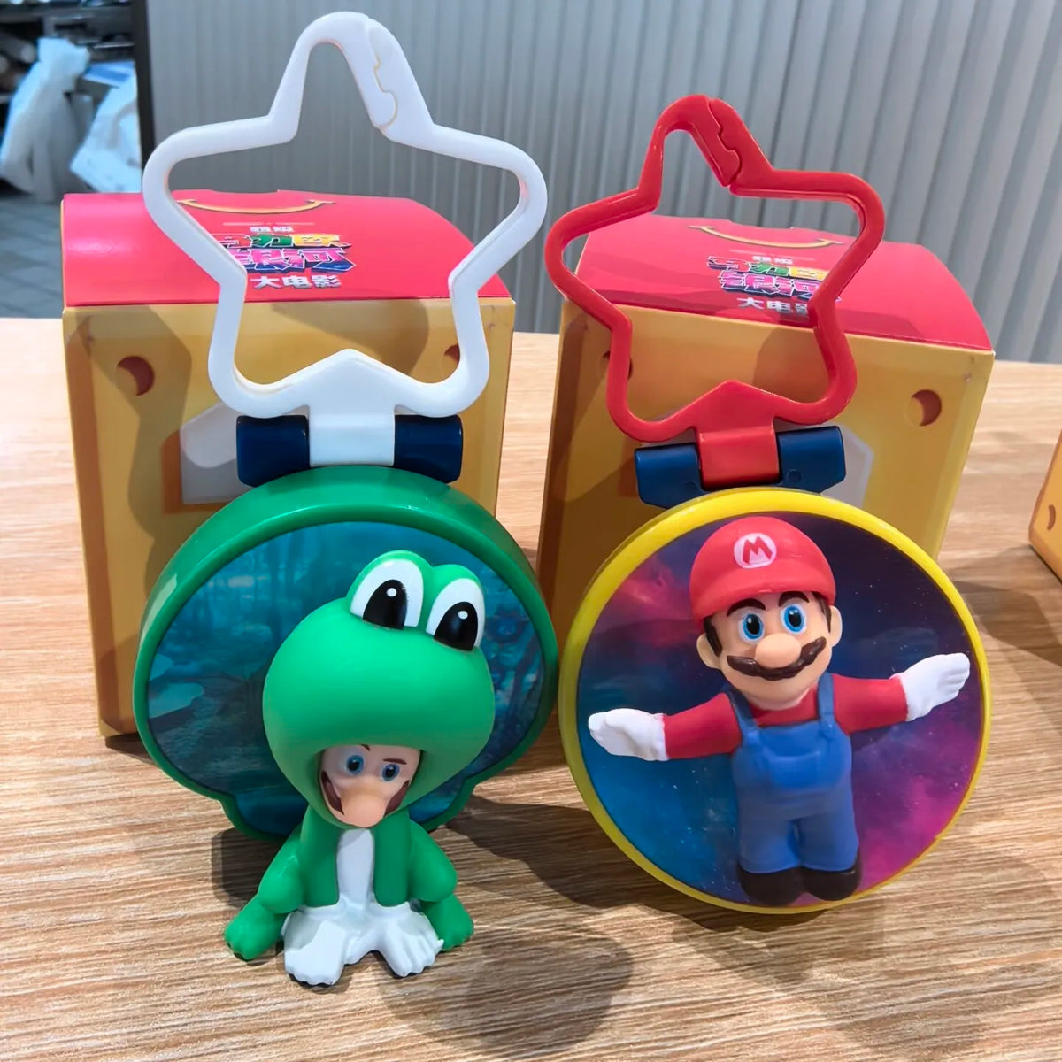 New Genuine Super Mario Collectible Figures Blind Box Luigi Peach Yoshi Bowser Toad Creative Desk Decor Ornament Fans Gift