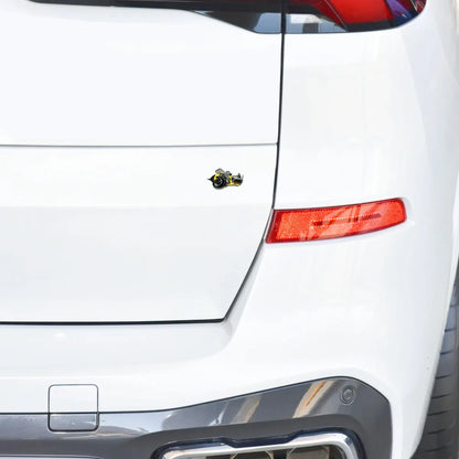 Metal yellow honey bee car logo is suitable for car sticker decal decorative accessories at the rear of the trunk of the car