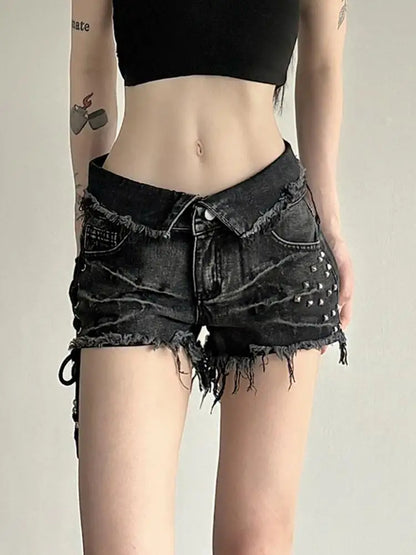 Punk Style Rivet Stitching Denim Shorts Black Low Rise Skinny Lace-Up Short Jeans Women Gothic Streetwear Y2K Distressed Shorts