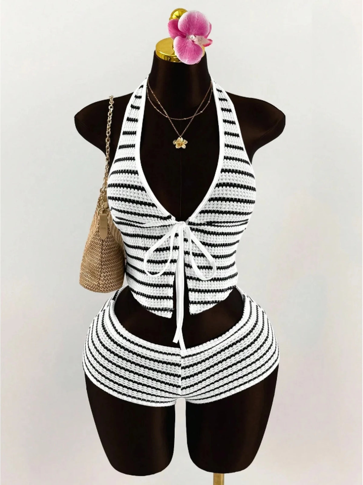 Women's Set Summer Casual Sexy Color Blocked Hanging Neck Sleeveless Tied Top + Color Blocked Elastic Waist Shorts Set